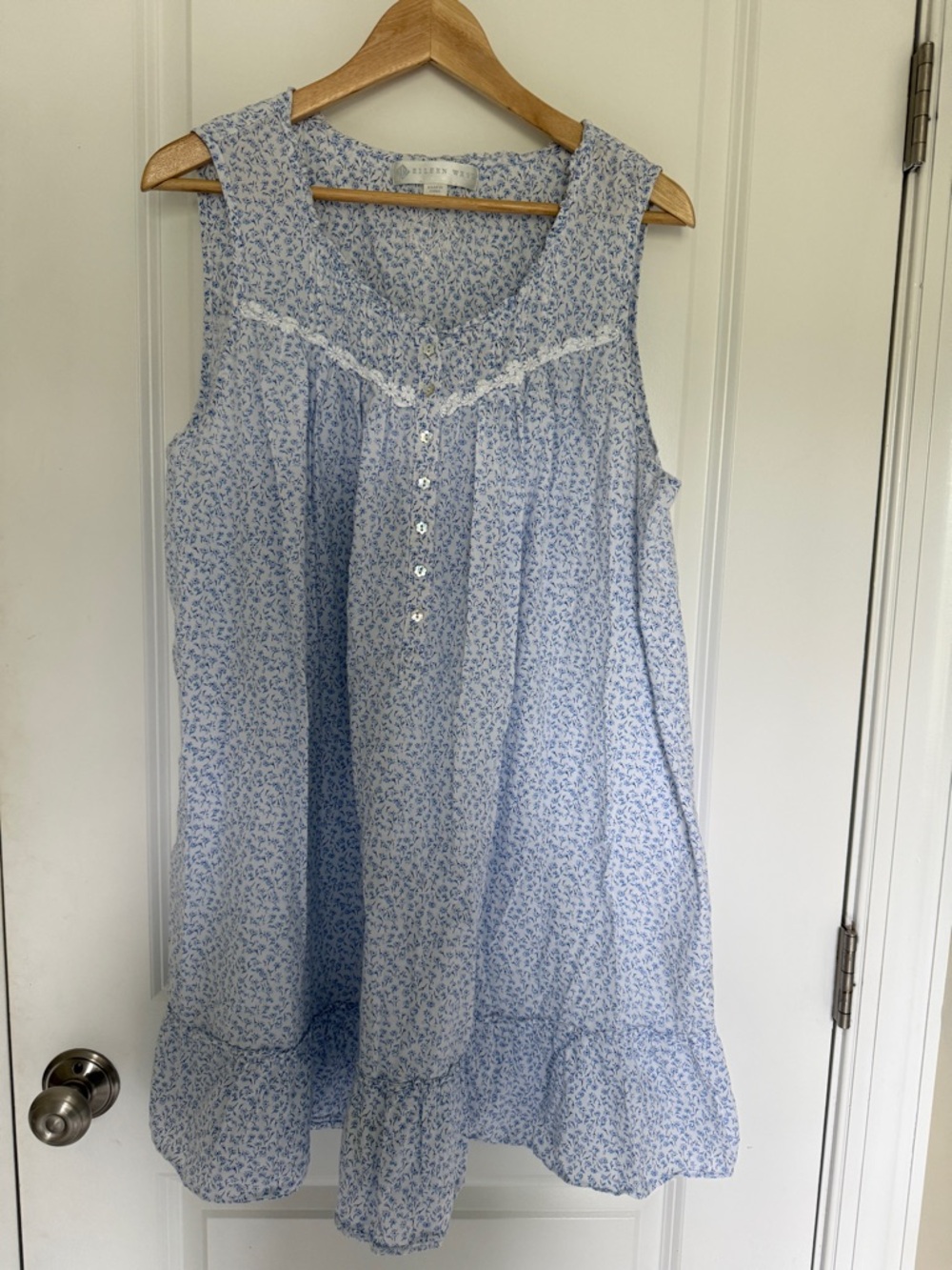 Eileen West Light Blue Floral Sleeveless Nightgown